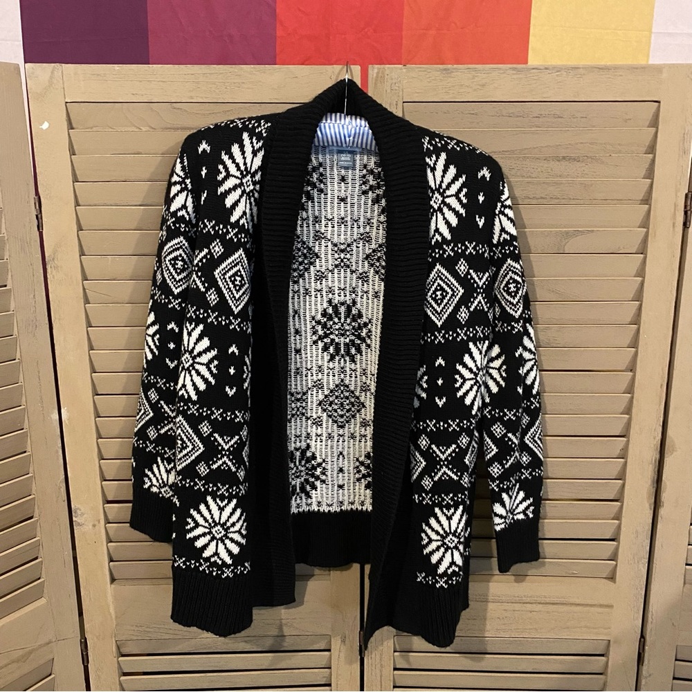 Old Navy Women’s Large (10-12 Regular Standard) Open Cardigan B&W Winter Sweater